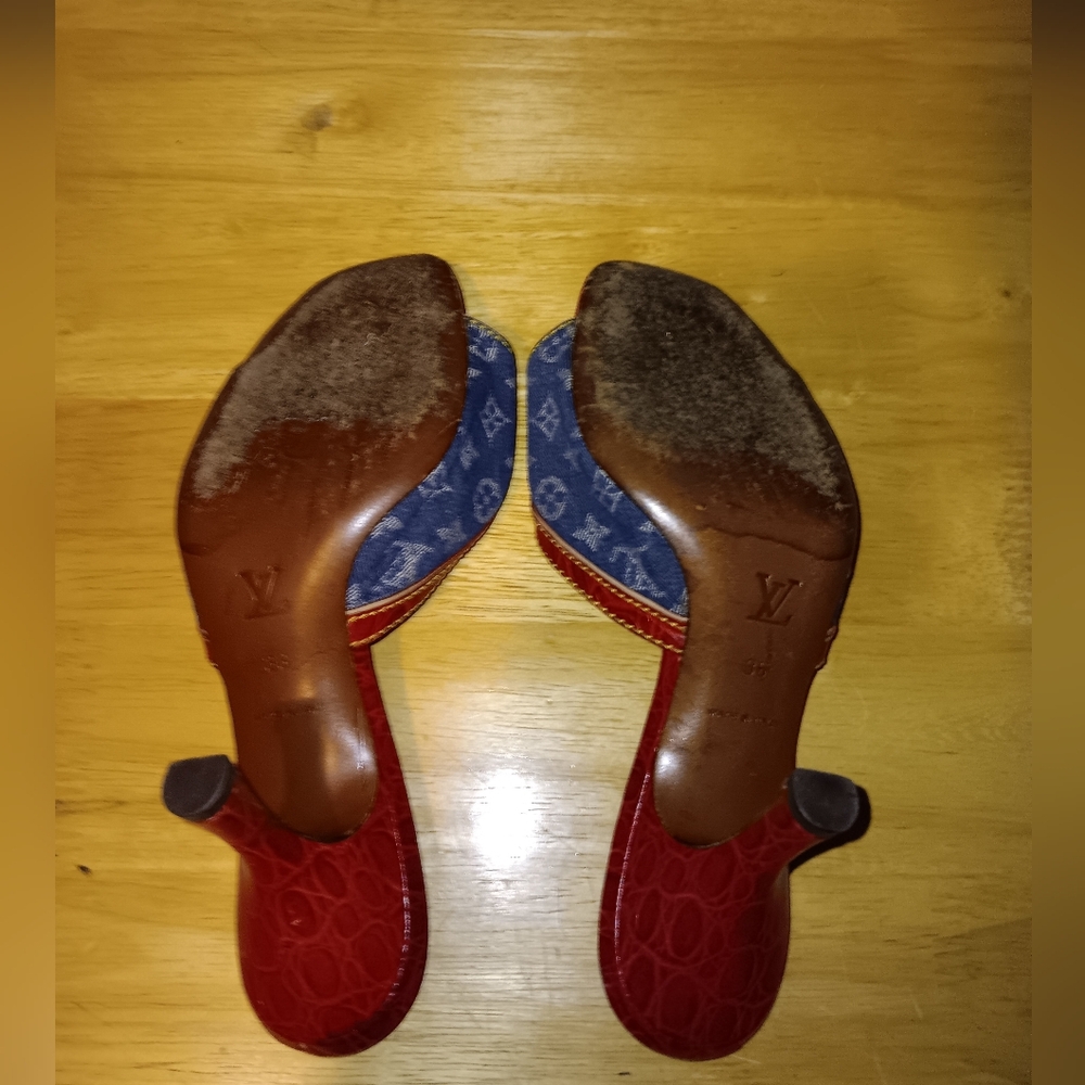 Louis Vuitton Rare Vintage Monogeam Blue Denim Heels Size 36 - Picture 5 of 5